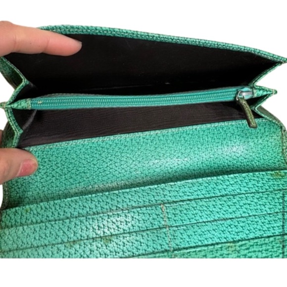 GUCCI GG Logo Canvas Leather Long Bifold Wallet - Picture 4 of 8